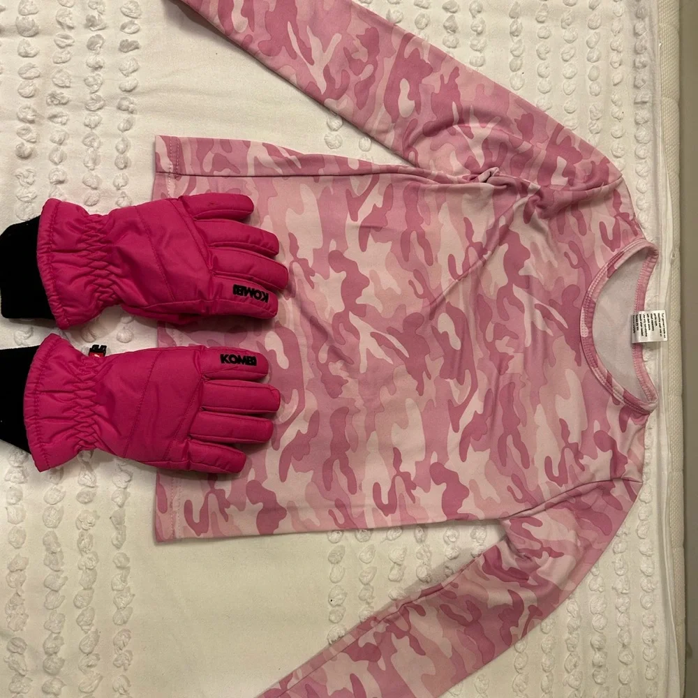 Kids Pink Winter Gloves Kombi and thermal sweater!